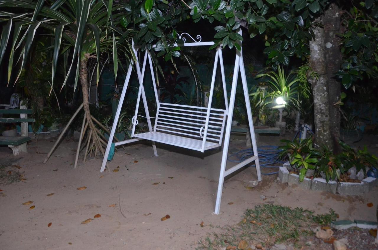 Villa Eco Green Airport Katunayake Exterior photo